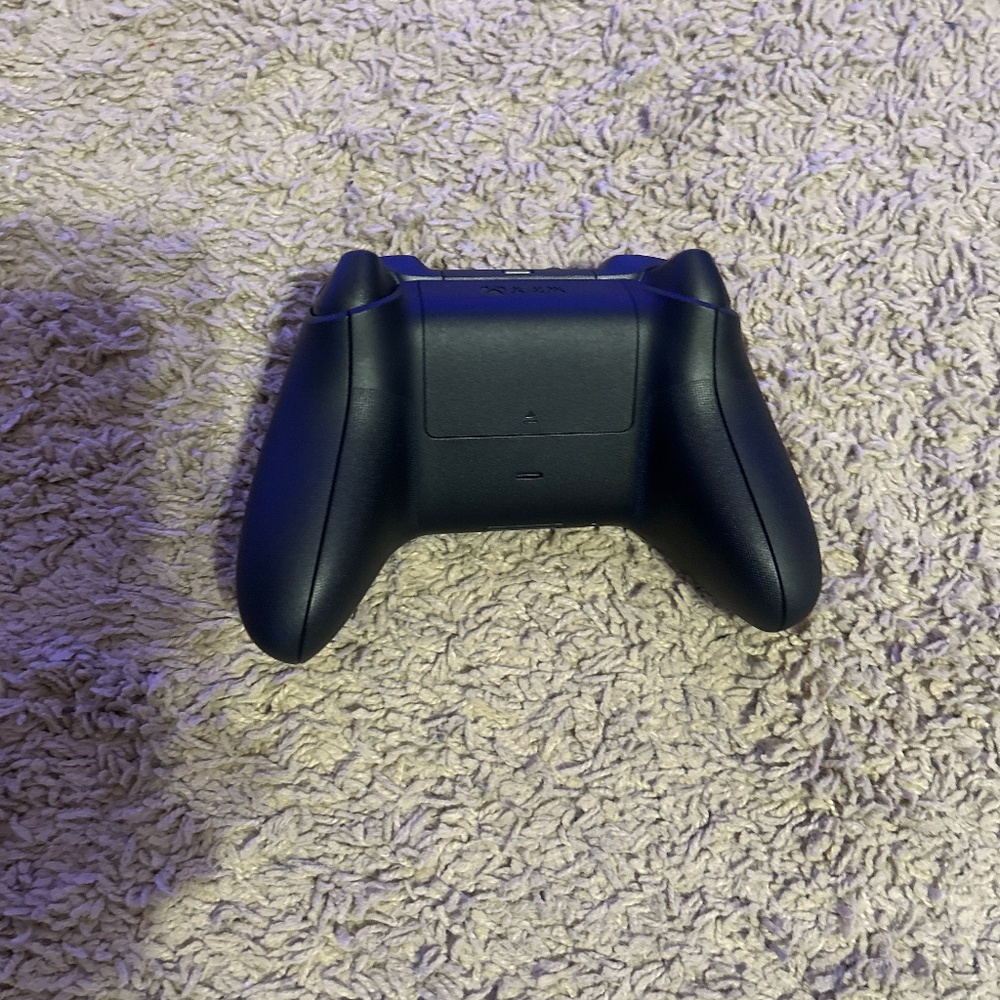 Xbox Series X 1TB - Picture 8 of 9